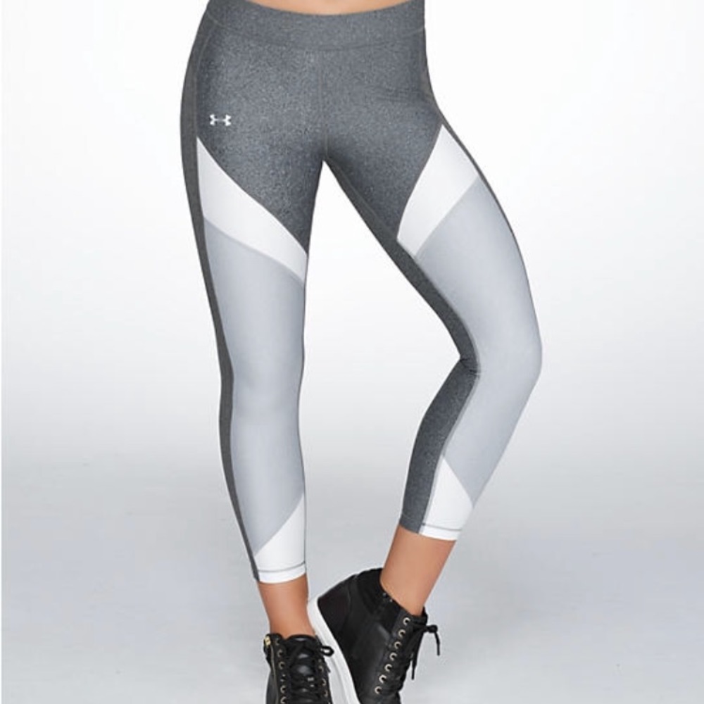 NWOT gray and white under armour leggings